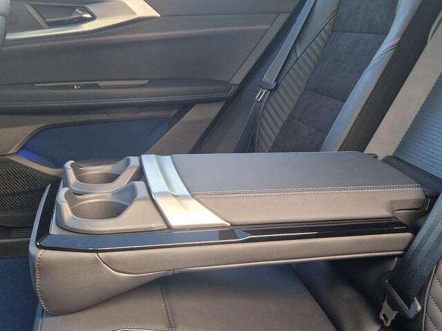 Renault Rafale 1.2 E-Tech 4x4 plug-in hybrid 300 atelier Alpine / Demo / levertijd I.O. / Winter + Zomer Banden /