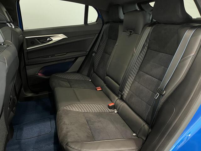 Renault Rafale 1.2 E-Tech 4x4 Plug-in Hybrid 300 Esprit Alpine | Solarbay | Harman Kardon | Pack Privilège | 6-voudig elektrisch verstelbare voorstoelen | Van: ¤ 62.080,- nu rijklaar voor: ¤ 58.080,-