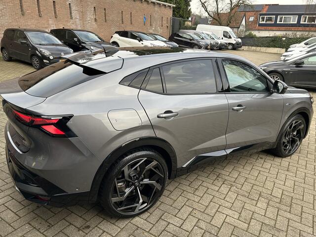 Renault Rafale 1.2 E-Tech 4x4 plug-in hybrid 300 atelier Alpine/Full options