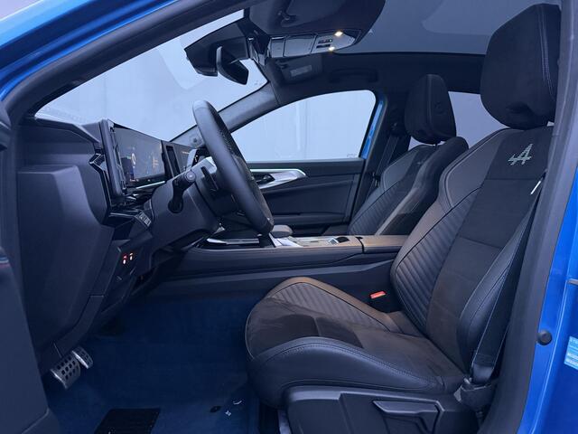 Renault Rafale 1.2 E-Tech 4x4 plug-in hybrid 300 esprit Alpine / Fabrieksgarantie tot 04-2027 / PANO / EAER 98 km / Panoramadak variabele transparantie / HUD / Camera 360° / Elektrische klep / Navigatie / Apple Carplay Android / Stuur & stoel en voorruitverwarming / Ada