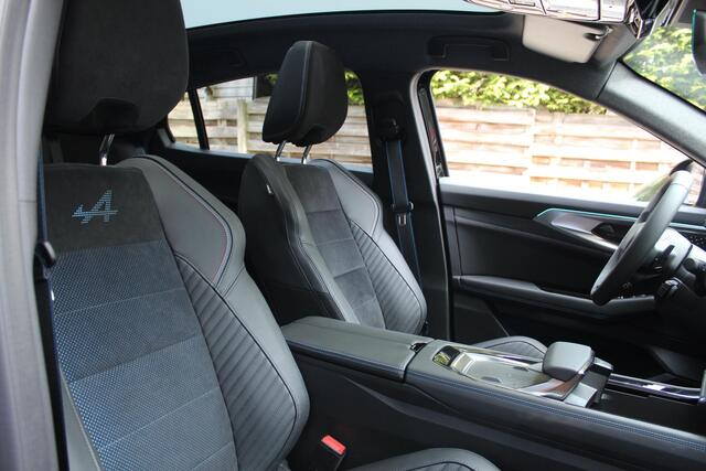 Renault Rafale 1.2 E-Tech 4x4 plug-in hybrid 300 atelier Alpine