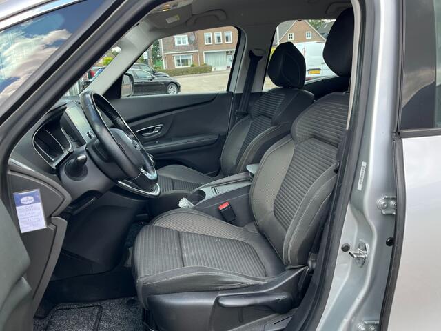 Renault SCENIC 1.5 dCi Celsium I Stoelverwarming I Clima I Cruise I Trekhaak