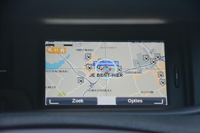 Renault SCENIC 1.5 dCi Bose Nette Scenic automaat onderhoudshistorie volledig aanwezig laatste beurt bij 144000km riem vv bij 118000 met oa lmv key less navigatie pdc trekhaak