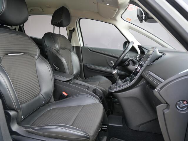 Renault SCENIC 1.2 TCe INTENS | TREKHAAK | CAMERA | LEER | KEYLESS | ALL-SEASON