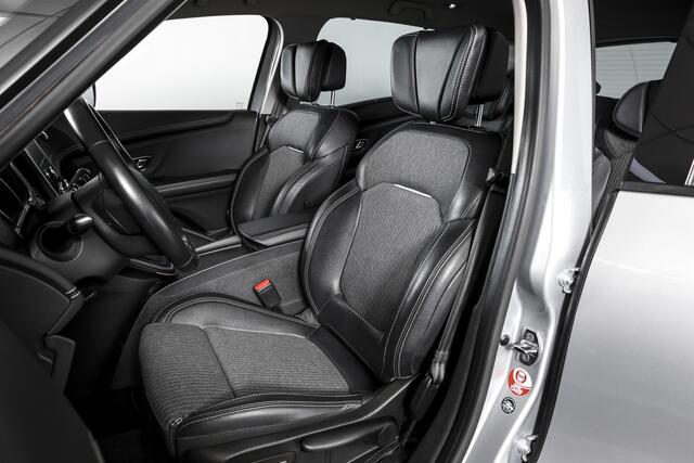 Renault SCENIC 1.3 TCe Intens 140 PK - Automaat | Cruise | Stoelverw. | PDC | Camera | NAV + App. Connect | ECC | DAB | LM 20" | Trekhaak |