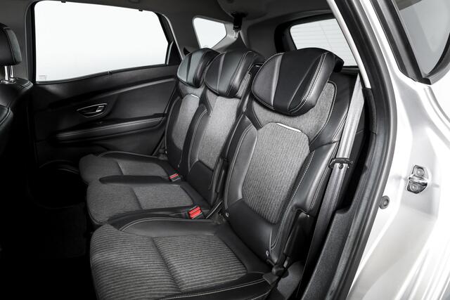 Renault SCENIC 1.3 TCe Intens 140 PK - Automaat | Cruise | Stoelverw. | PDC | Camera | NAV + App. Connect | ECC | DAB | LM 20" | Trekhaak |