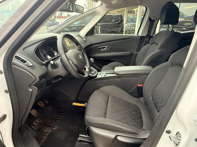 Renault SCENIC 1.3 TCe Limited | Keyless | Navi | Apple / Android | DAB + | PDC v+a | Cruise
