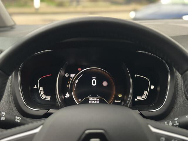 Renault SCENIC 1.3 TCe Intens Automaat Trekhaak/Dodehoek sensor/Camera.