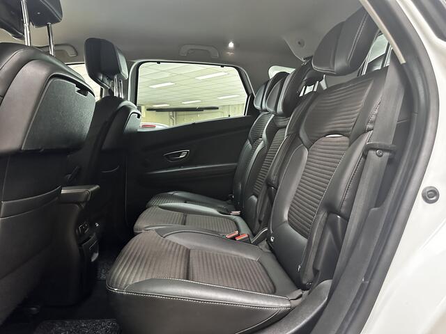 Renault SCENIC 1.2 TCe Bose/ Trekhaak/ Camera/ LED Koplampen/ Two-Tone/ Half-Leder/ 20'' LMV/ DAB+/ Keyless/ Dode-Hoek DET./ Groot Navi/ Bluetooth/ Grootlicht Assist./ Zonwering/ PDC V+A/ Extra getint glas.