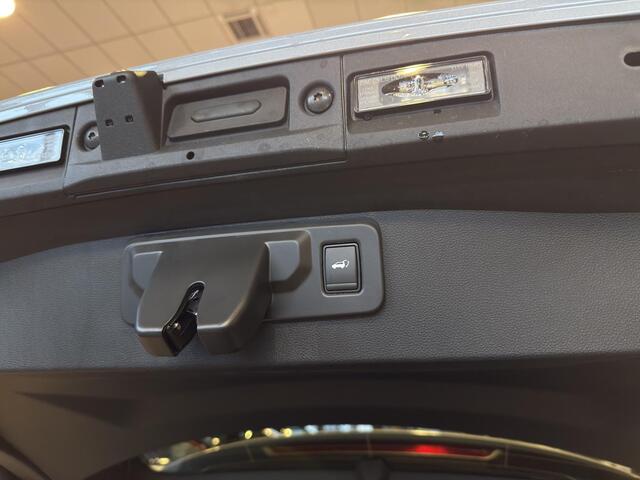 Renault Symbioz 1.8 E-Tech Full Hybrid 160 esprit Alpine AUTOMAAT / NIEUW / 10,4'' NAVI / 10,25'' DASHBOARD / 360° CAMERA / PDC 360 / ADAPT. CRUISE / STUURV. / BLINDSPOT / E.L. KLEP / PRIVACY GLASS / DAB / APPLE CARPLAY / ANDROID AUTO / 19'' LMV