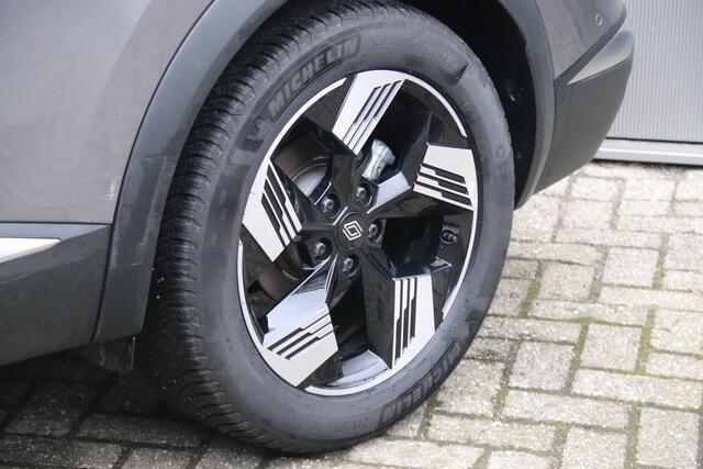 Renault Symbioz 1.6 E-Tech full hybrid 145 iconic, Stoel & Stuurverwarmd, Navi, 360 Camera, Carplay