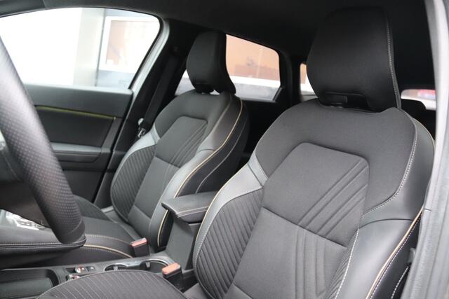 Renault Symbioz 1.6 E-Tech full hybrid 145 iconic, Stoel & Stuurverwarmd, Navi, 360 Camera, Carplay