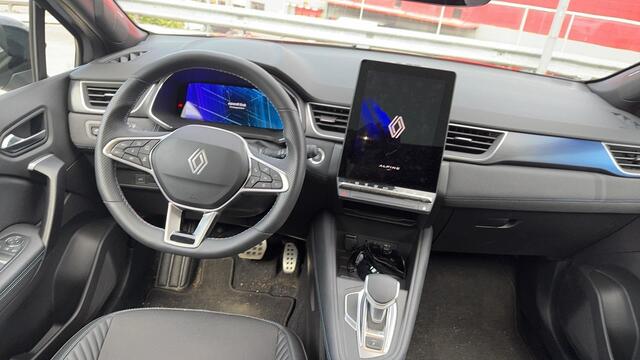 Renault Symbioz 1.6 E-Tech full hybrid 145 esprit Alpine / Panoramadak / Navigatie / Camera