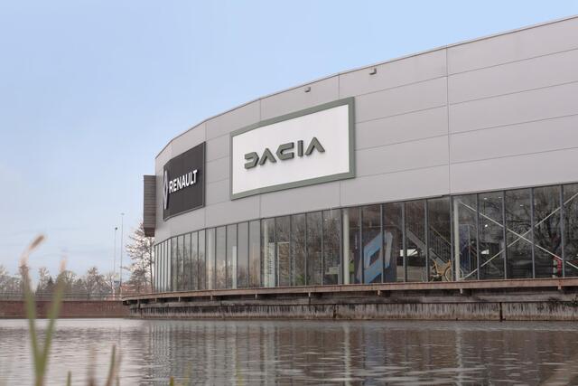 Renault Symbioz E-Tech full hybrid 160pk esprit Alpine | Vijf jaar garantie | 19" lichtmetalen velgen | Stuurwielverwarming |