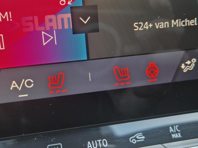 Renault Symbioz E-Tech Full Hybrid 145 Techno Automaat / Fabrieksgarantie tot 05-2027 / All season banden / Stuur- & Stoelverwarming / Adaptief cruise control / Achteruitrijcamera / Elektrische achterklep / Keyless Entry/Start / Apple Carplay Android Auto /