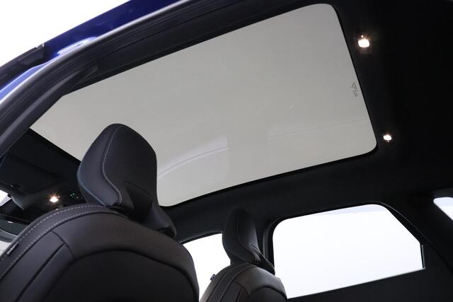 Renault Symbioz 1.8 E-Tech full hybrid 160 iconic | Panoramadak | Pack Light & Sound | Pack Driving Premium | Pack Comfort Premium |