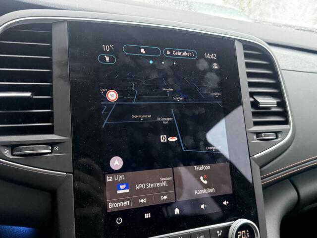 Renault TALISMAN Estate 1.3 TCe Initiale Paris (Trekhaak) Open Dak | Camera | Navigatie | Stoelkoeling / Verwarming