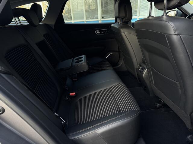 Renault TALISMAN Estate 1.3 TCe Intens | 4-wiel besturing | Achteropkomend verkeer waarschuwing | Achteruitrijcamera