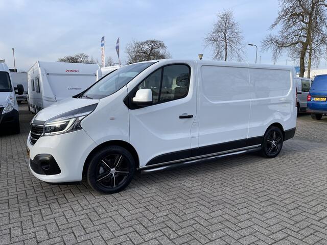 Renault TRAFIC 2.0 dCi 120pk T29 L2H1 Comfort / vaste prijs rijklaar ¤ 20.950 ex btw / lease vanaf ¤ 375 / 17 inch velgen / trekhaak / airco / cruise / camera / navi / euro 6 diesel