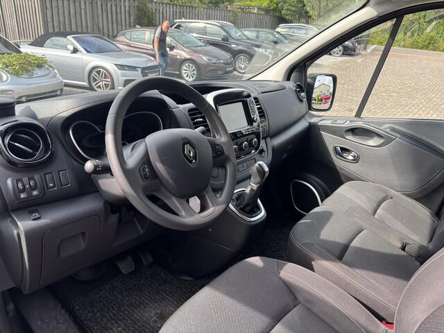 Renault TRAFIC 2.0 dCi 145PK Autpomaat L2H1 DC Luxe 6-Pers. / Navigatie / Full-LED