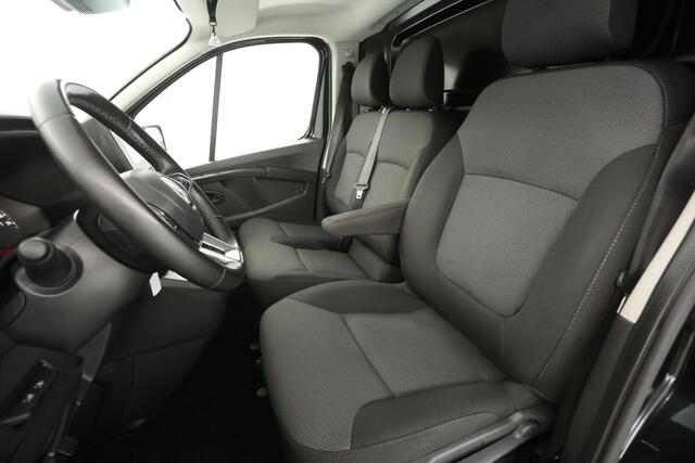 Renault TRAFIC 2.0 Blue dC1 T30 L2H1 | MARGE! | 150PK Automaat Airco Camera Carplay Cruise Trekhaak LED 3 Persoons Navi Imperiaal PDC