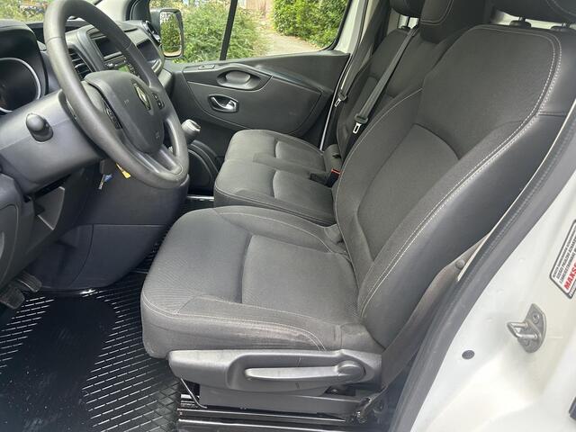 Renault TRAFIC 2.0 dCi 120 T29 L2H1 Comfort | Trekhaak | Imperiaal | laaddeur sloten |