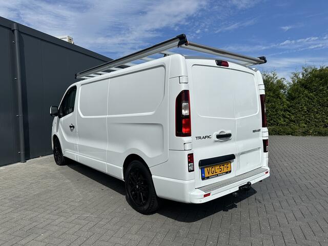Renault TRAFIC 2.0 dCi 120 PK SPORT / L2H1 / 1e EIG. / LED / LM VELGEN / IMPERIAAL / TREKHAAK / CAMERA / NAVI / AIRCO / CRUISE