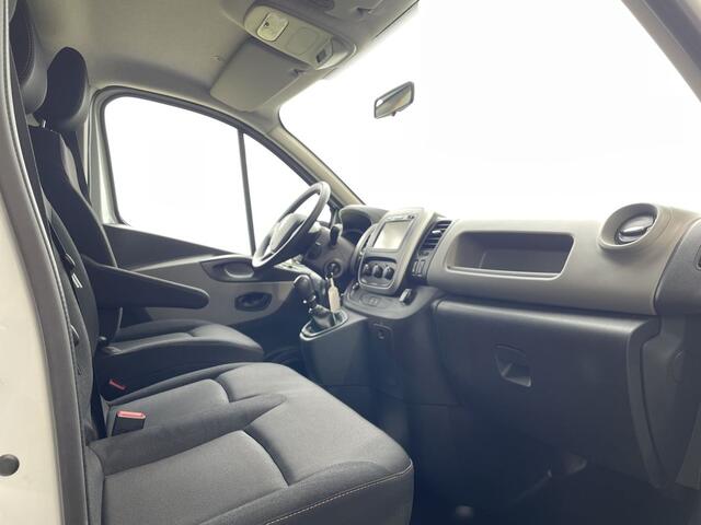 Renault TRAFIC 1.6 dCi 126pk E6 Comfort 3 zits BPM Vrij! Lease ¤220 p/m, Airco, Navi, Trekhaak, PDC, Volledig onderhoudshistorie aanwezig