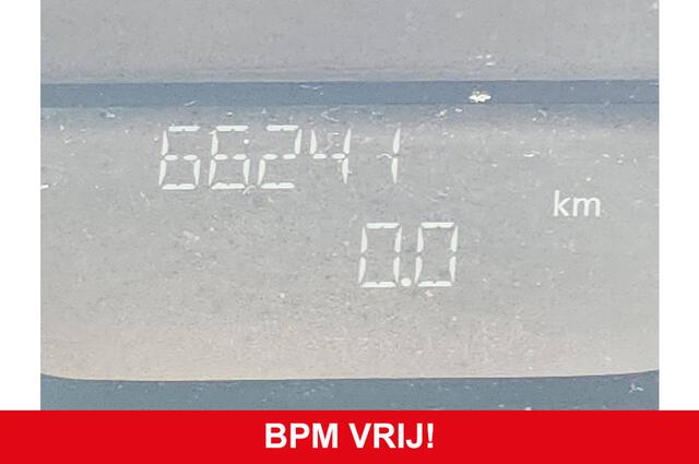 Renault TRAFIC 2.0 dCi 120 T29 L2H1 Work Edition Trekhaak LED Navi Airco Leer Euro6 120 PK!