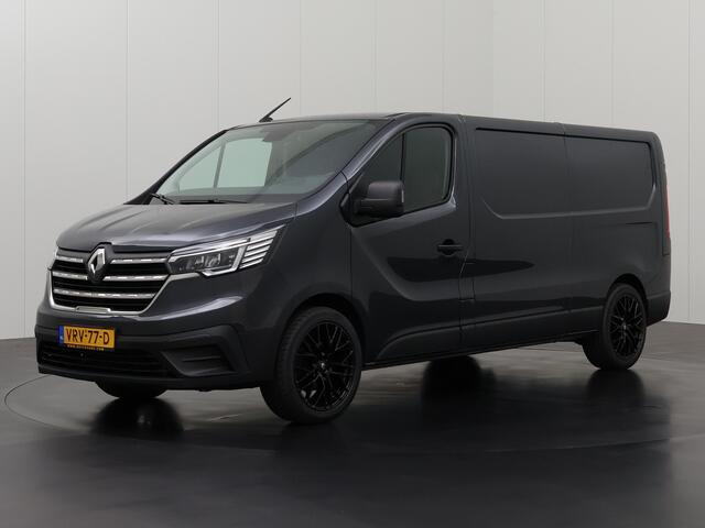 Renault TRAFIC 2.0DCi Lang Edition | LMV ¤ 1800,-- meerprijs | Multimedia | Trekhaak | 3-Persoons | Betimmering