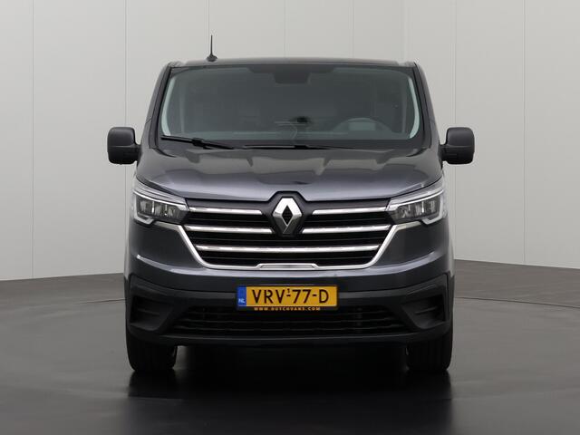 Renault TRAFIC 2.0DCi Lang Edition | LMV ¤ 1800,-- meerprijs | Multimedia | Trekhaak | 3-Persoons | Betimmering