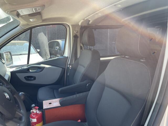 Renault TRAFIC 1.6 dCi T29 L2H1 DC Comfort BPM en BTW Vrij. Dubbele cabine.