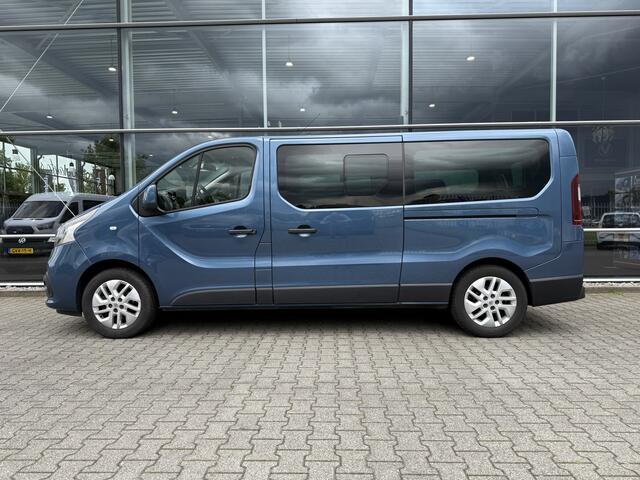 Renault TRAFIC 4+1 Rolstoelbus 1.6 dCi T29 L2H1 Luxe Energy (Zeer nette 4+1 Rolstoelbus met 2 schuifdeuren en lift!)