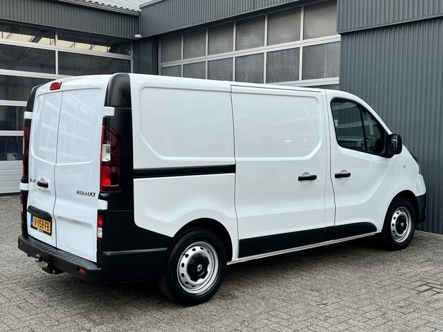 Renault TRAFIC 1.6 dCi T27 L1H1 122pk Airco Cruise controle Kastinrichting 3-Persoons Telefoonverbinding Parkeersensoren achter 1e eigenaar Euro 6