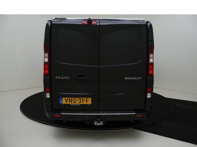 Renault TRAFIC 2.0 dCi 145 T29 L2H1 Luxe | Bruin Leder Interieur | Betimmering | Trekhaak | LM velgen | Side Bars |