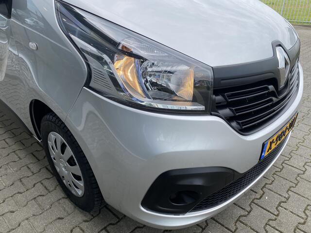 Renault TRAFIC Passenger 1.6 dCi Grand Expression Energy (Mooie complete 8 persoons bus!)