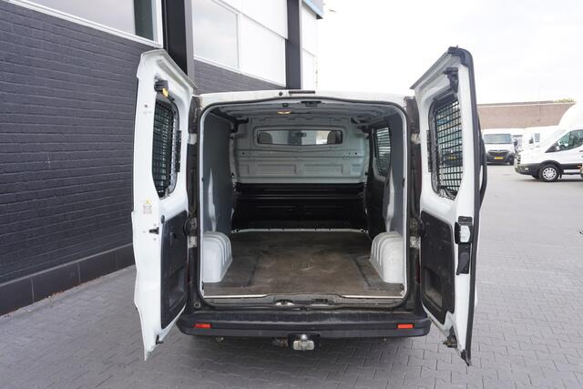 Renault TRAFIC 2.0 dCi 120PK EURO 6 - Airco - Navi - Cruise - ¤13.499,- Excl.