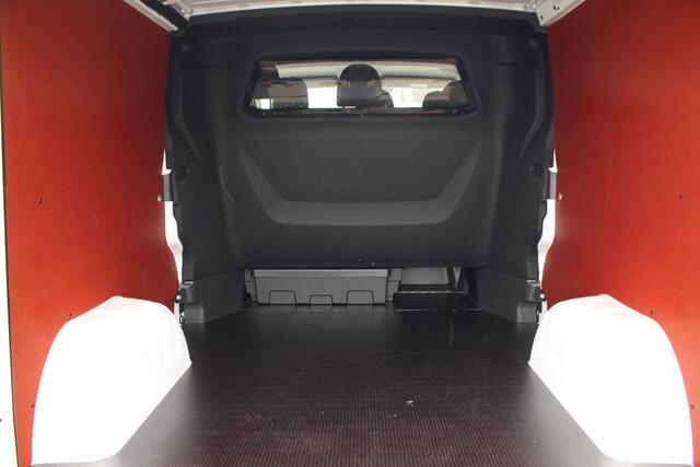 Renault TRAFIC 2.0dCi 130pk T30 L2H1 DC | 6-Zits | Carplay/Android | Camera | Lease 537,- p/m