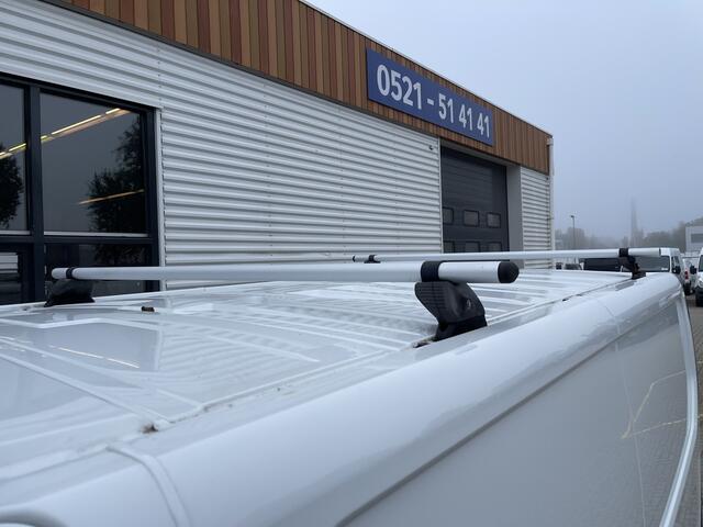 Renault TRAFIC 1.6 dCi 125pk T29 L2H1 Comfort Energy / vaste prijs rijklaar ¤ 12.950 ex btw / euro 6 diesel ! / airco / cruise / navigatie / trekhaak / dakdragers