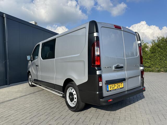 Renault TRAFIC 2.0 dCi 120 PK / L2H1 / DUBBEL CABINE / 1e EIG. / ZEER NETTE STAAT / AIRCO / CRUISE / NAVI / 6 PERSOONS DUBBELE CABINE