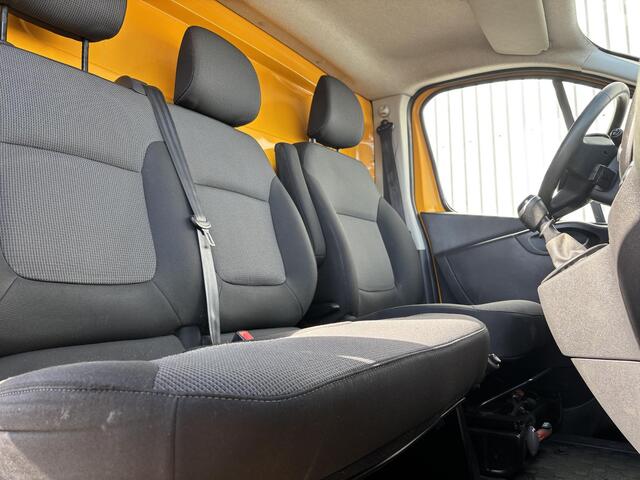 Renault TRAFIC 2.0 dCi 120 T27 L1H1Comfort*3PERS.*HAAK*CRUISE*A/C
