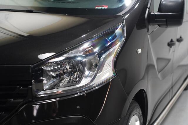 Renault TRAFIC 1.6 dCi 120 pk Dubbel Cabine 2x Schuifdeur, Navi Airco, Trekhaak, Sidebars, APK 09-2026, 6-Zits