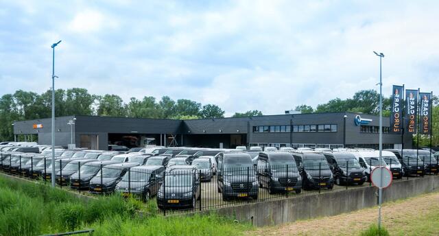 Renault TRAFIC 2.0 dCi 130 T29 L1H1 Comfort Navigatie Parkeersensoren achter Cruise Control Airco