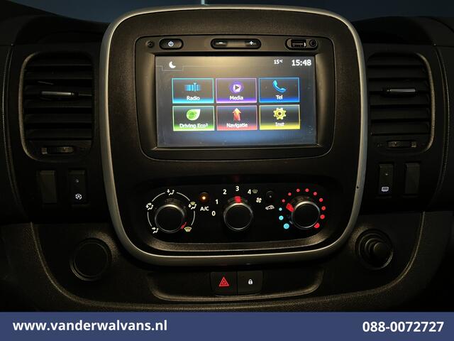 Renault TRAFIC 2.0 dCi 120pk L1H1 Euro6 Airco | Camera | Imperiaal | LED | Navigatie Bijrijdersbank, Parkeersensoren