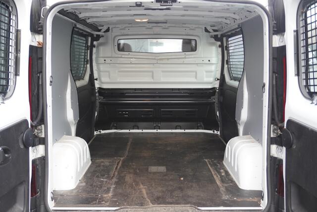 Renault TRAFIC 2.0 dCi 120PK 2x Schuifdeur EURO 6 - Airco - Navi - Cruise - ¤ 15.900,- Excl.