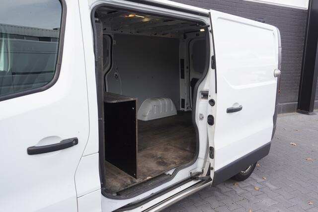 Renault TRAFIC 1.6 dCi 125PK L2 2x Schuif EURO 6 - Airco - Navi - Cruise - ¤ 11.950,- Excl.