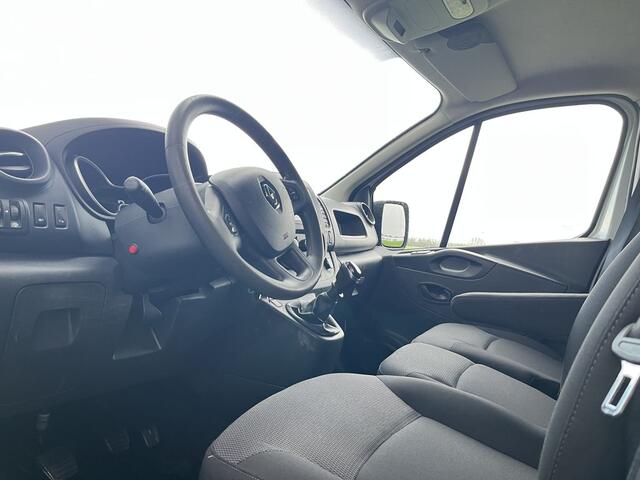 Renault TRAFIC 1.6 dCi E6 Comfort R-link 3 Zits Lease ¤251 p/m Airco, Navi, PDC, Bedrijfsinrichting, Cruise controle.