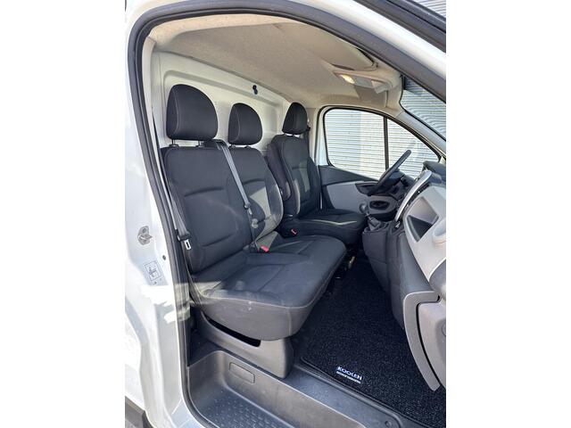 Renault TRAFIC 1.6 dCi T27 L1H1 Navi|Imperiaal|Trekhaak|Airco