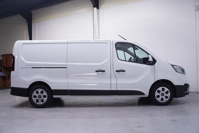 Renault TRAFIC 2.0 Blue DCi 150 pk L2H1 Airco, Exterieur Pakket Laadruimte Pakket, LED Koplampen, PDC achter, BPM Vrij, 3-Zits