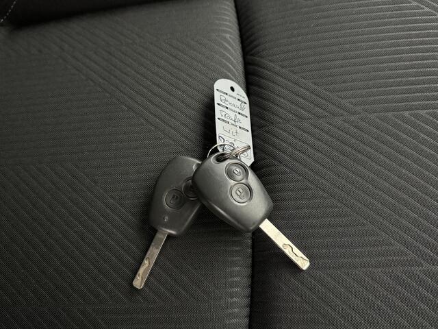 Renault TRAFIC 1.6DCI 145PK Lang | Imperiaal | Airco | Betimmering